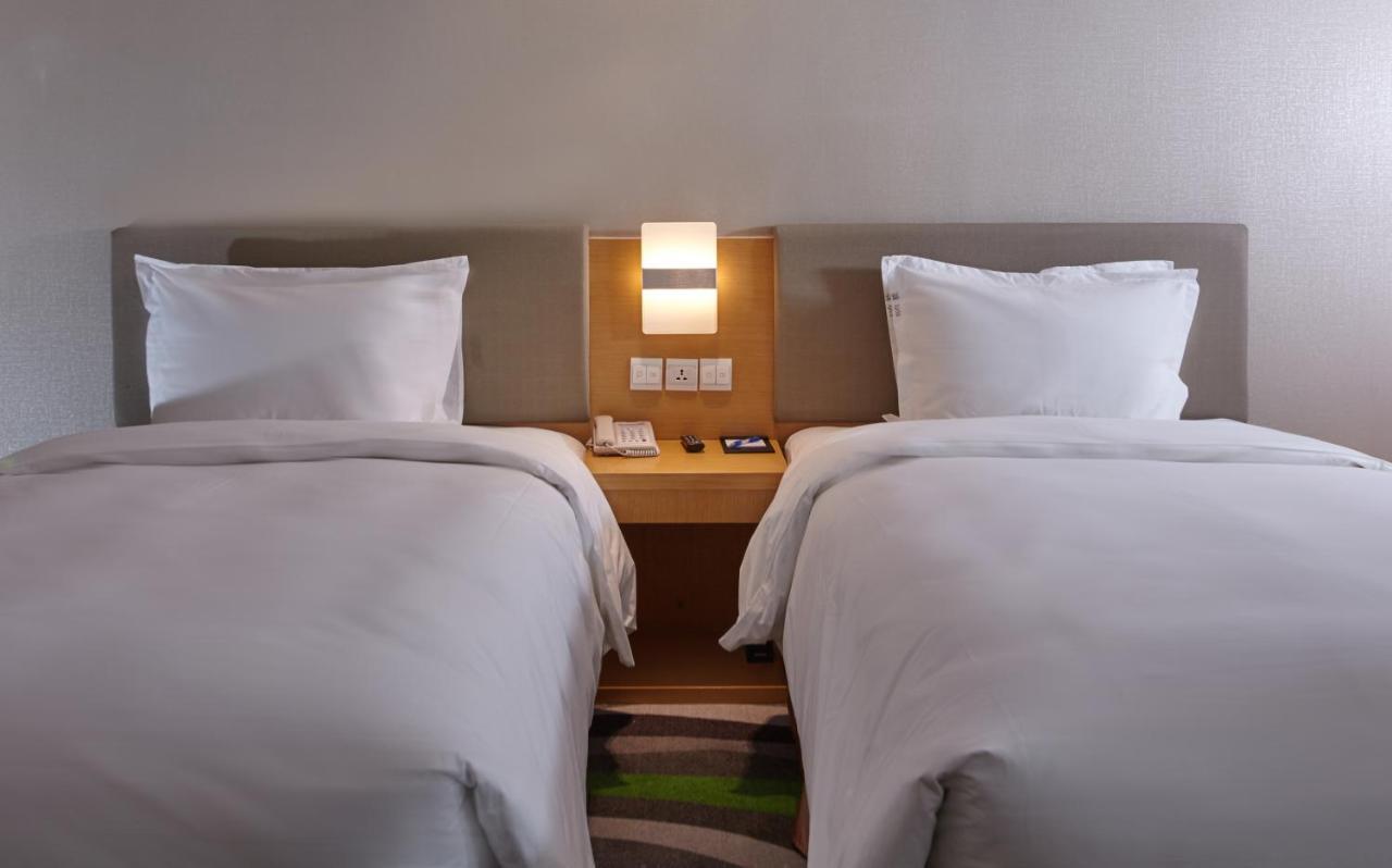 Holiday Inn Express Tangshan Downtown By Ihg ภายนอก รูปภาพ